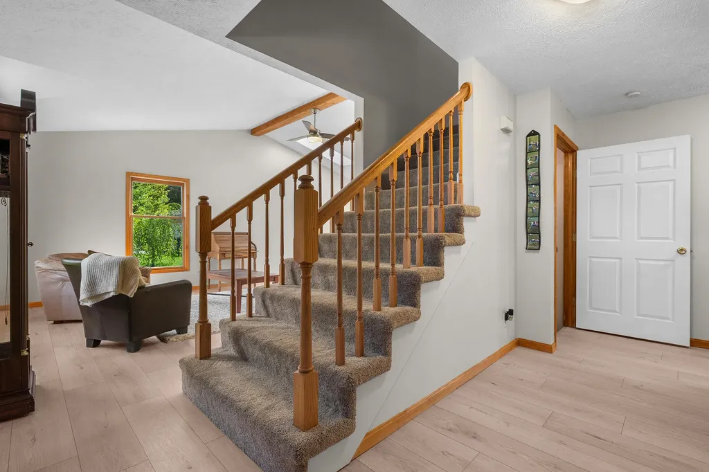 22115 Indian Hill Antwerp Township MI 49071