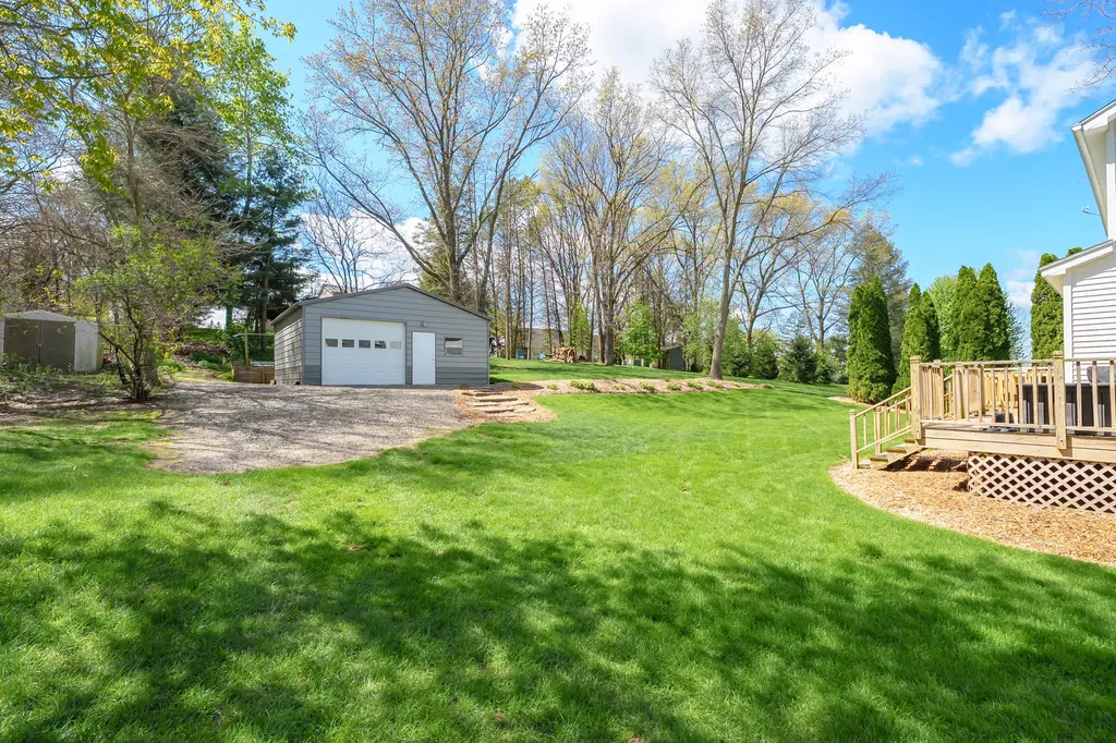 22115 Indian Hill Antwerp Township MI 49071