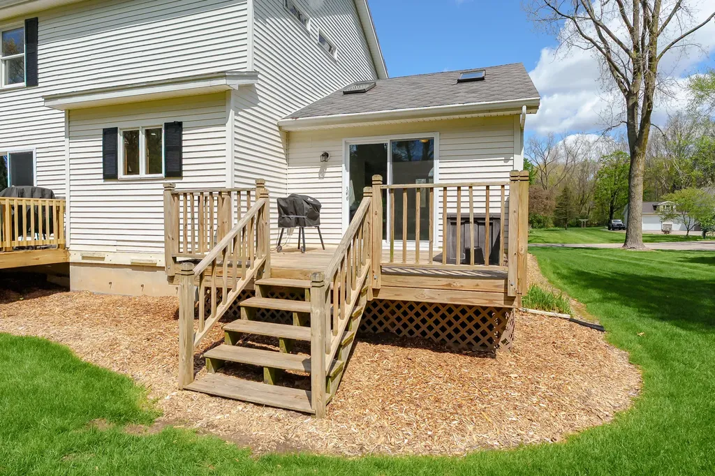 22115 Indian Hill Antwerp Township MI 49071
