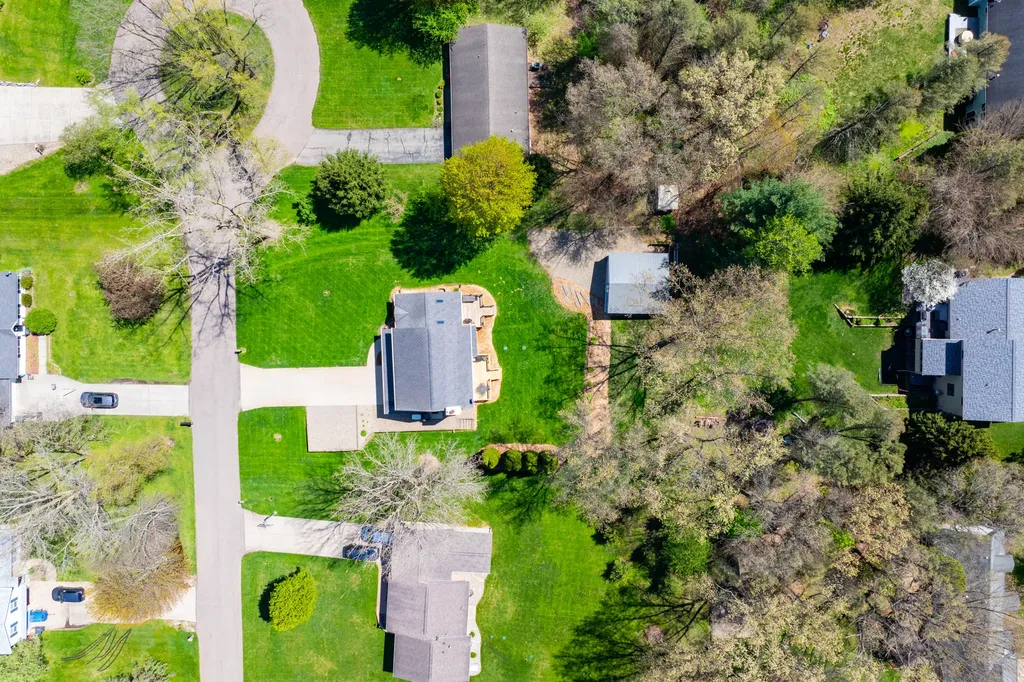 22115 Indian Hill Antwerp Township MI 49071