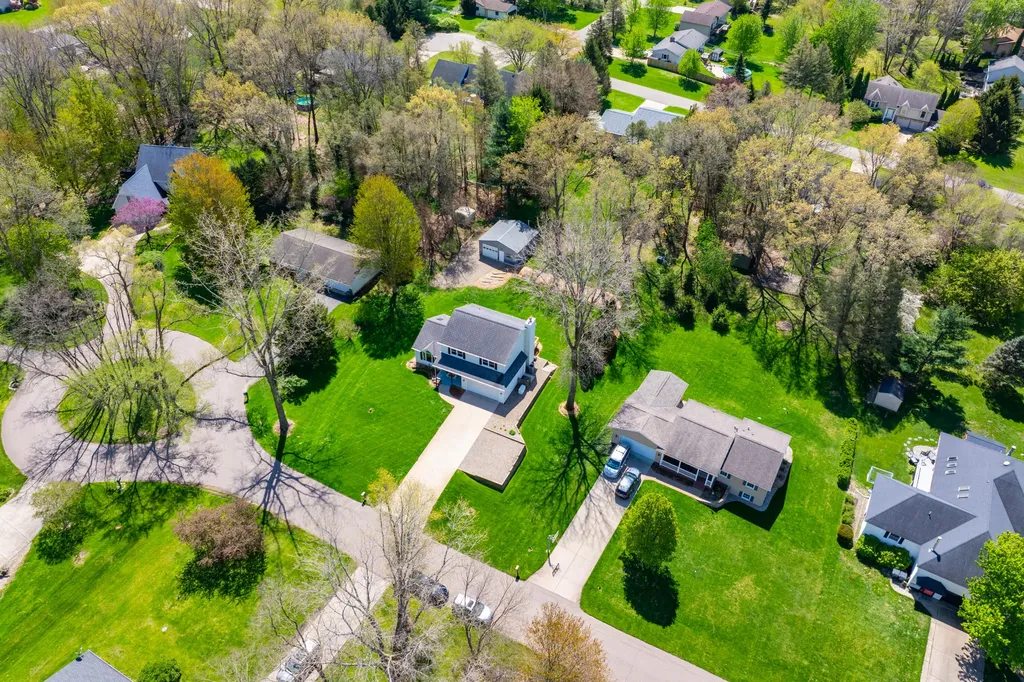 22115 Indian Hill Antwerp Township MI 49071