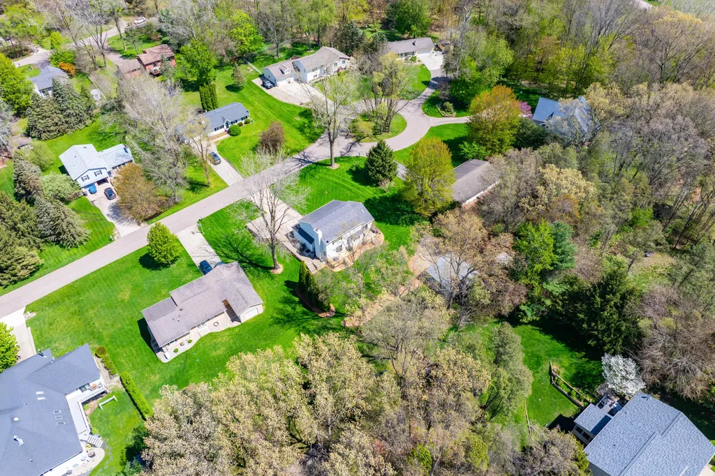 22115 Indian Hill Antwerp Township MI 49071