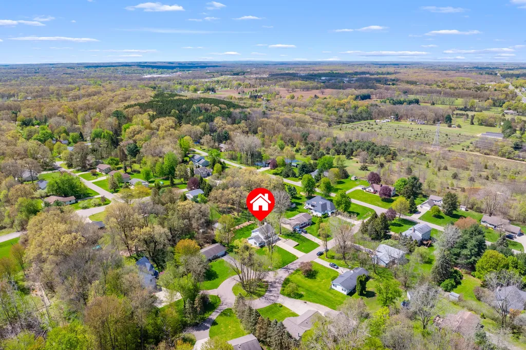 22115 Indian Hill Antwerp Township MI 49071