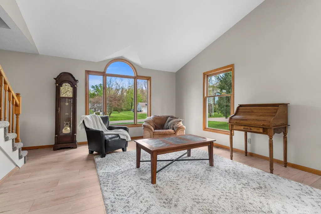 22115 Indian Hill Antwerp Township MI 49071