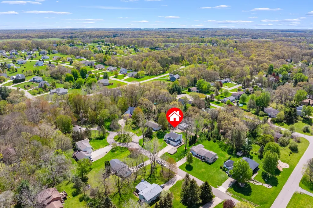 22115 Indian Hill Antwerp Township MI 49071
