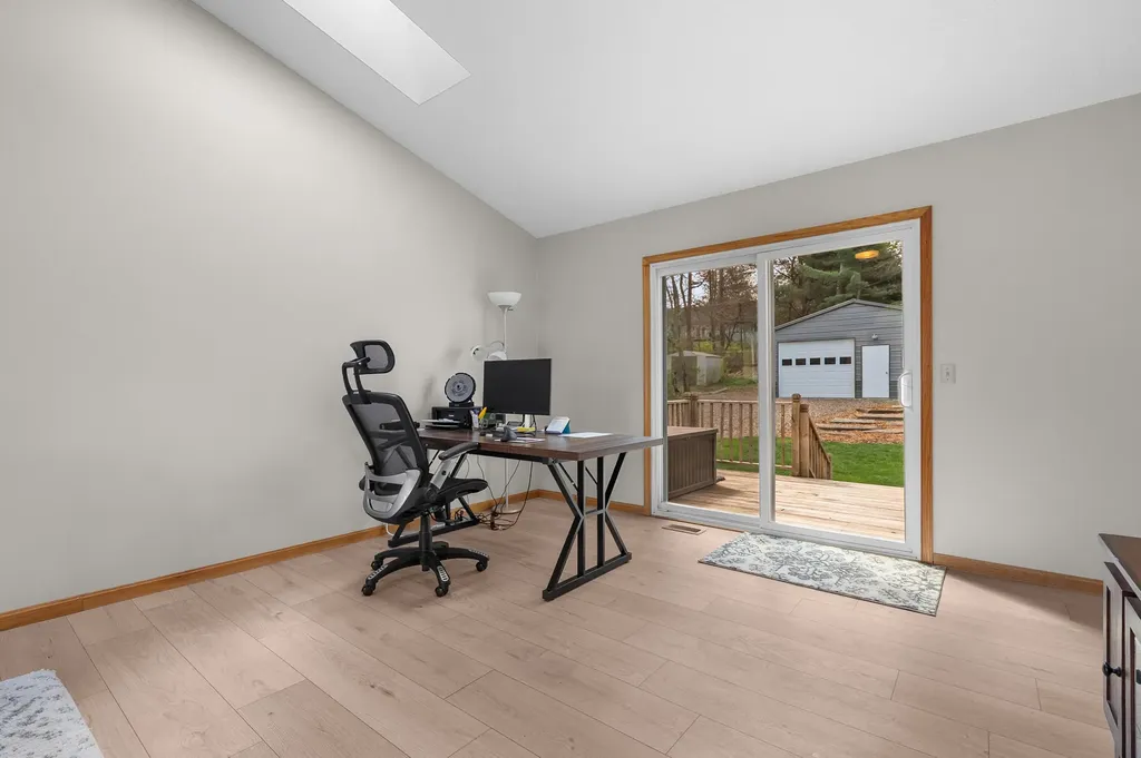 22115 Indian Hill Antwerp Township MI 49071