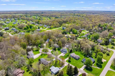 22115 Indian Hill Antwerp Township MI 49071