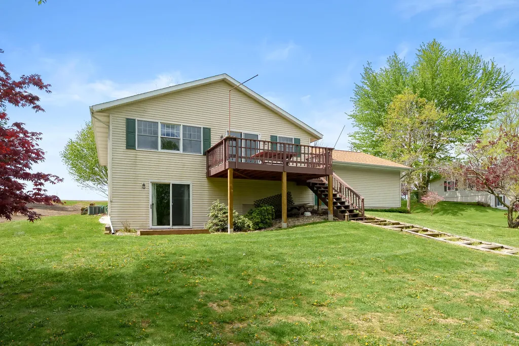 35485 Cr 665 Waverly Township MI 49079