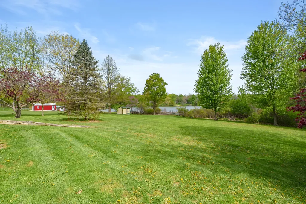 35485 Cr 665 Waverly Township MI 49079