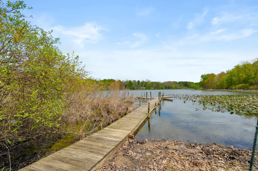 35485 Cr 665 Waverly Township MI 49079