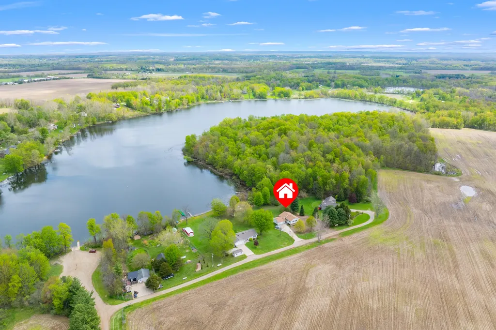 35485 Cr 665 Waverly Township MI 49079
