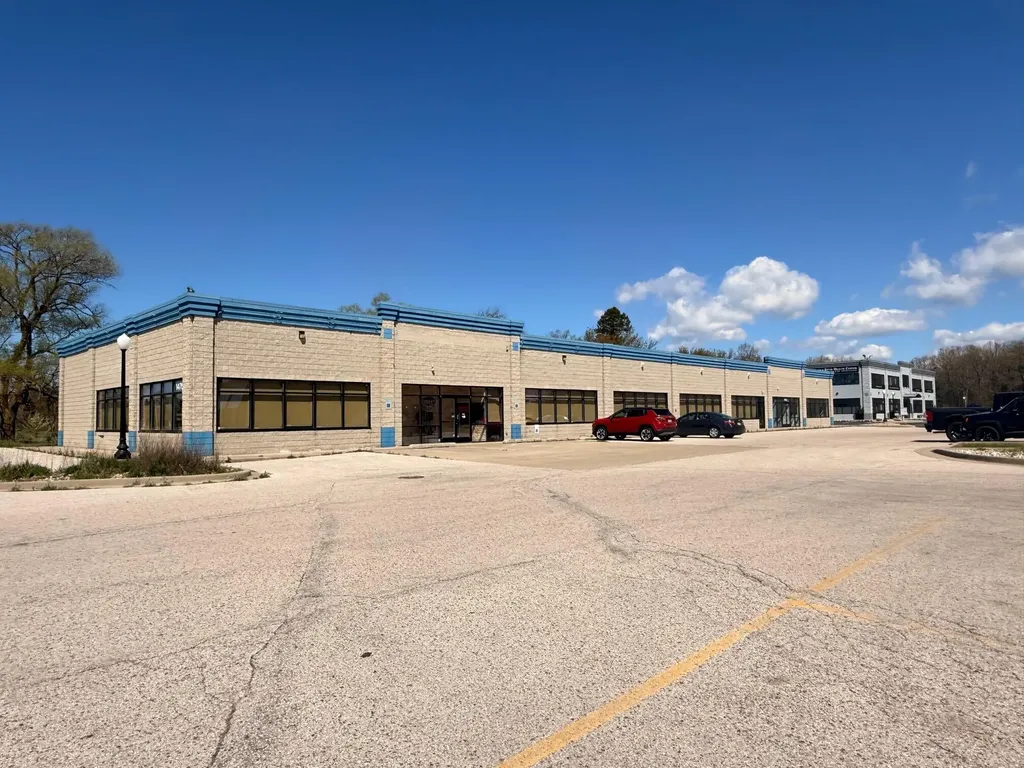 1476 E Ellis Road Norton Shores City MI 49444