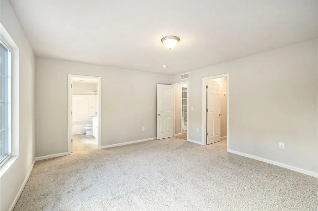 18342 Loganwood Trail Pennfield Charter Township MI 49014