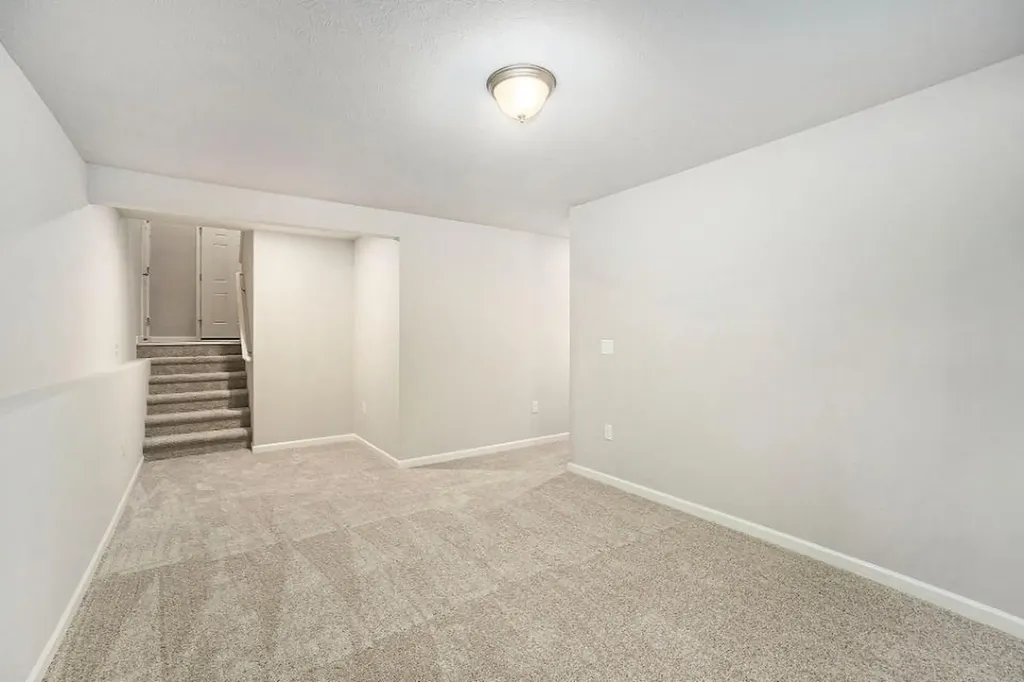 18342 Loganwood Trail Pennfield Charter Township MI 49014