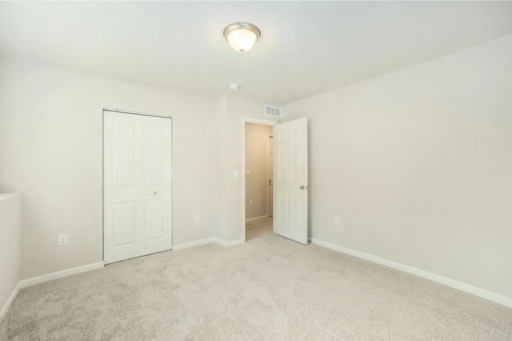 18342 Loganwood Trail Pennfield Charter Township MI 49014