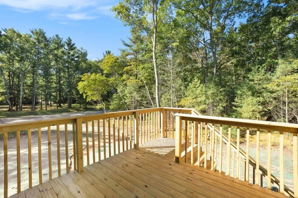 18342 Loganwood Trail Pennfield Charter Township MI 49014
