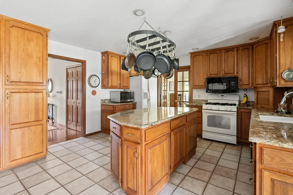 5850 Dunwoody Court Texas Charter Township MI 49009