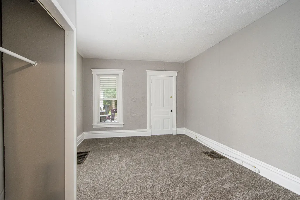 1415 Sherwood Avenue Kalamazoo City MI 49048