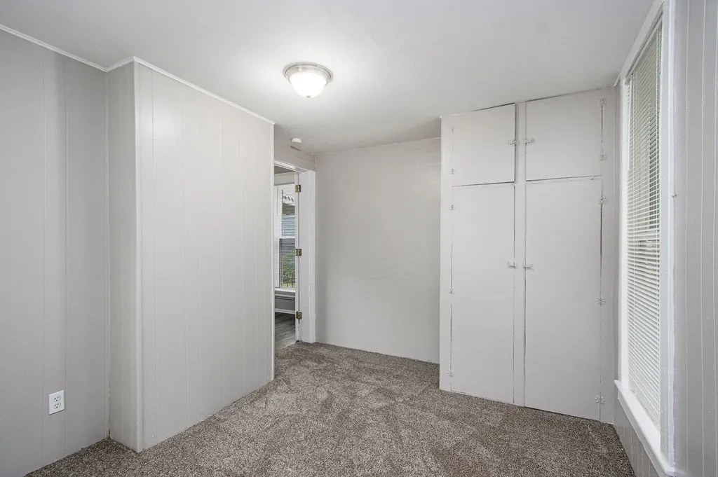 1415 Sherwood Avenue Kalamazoo City MI 49048