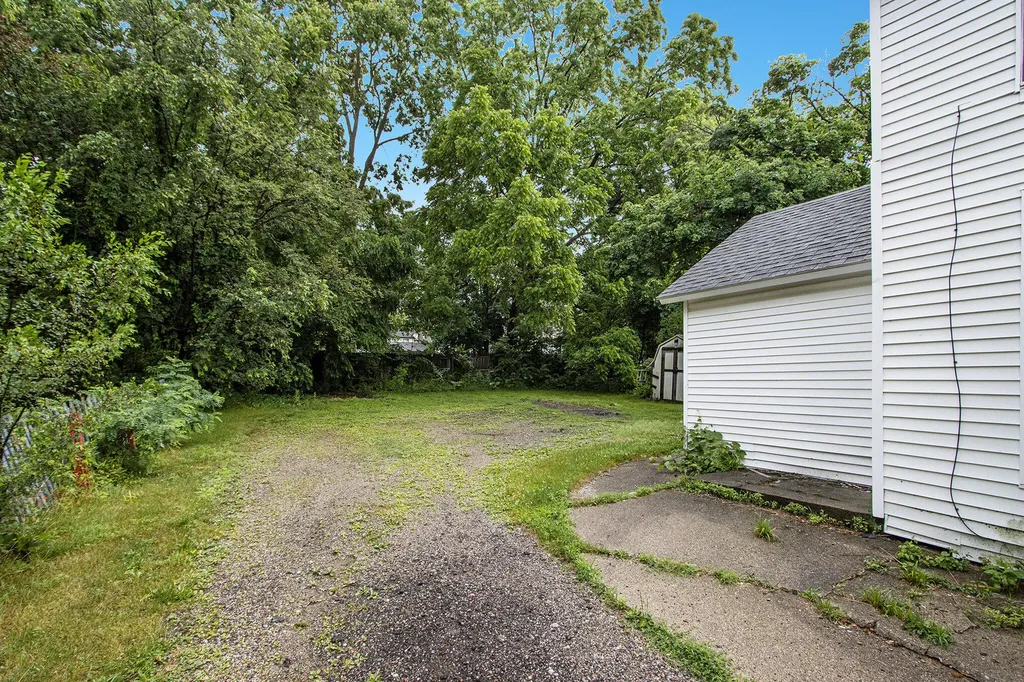 1415 Sherwood Avenue Kalamazoo City MI 49048