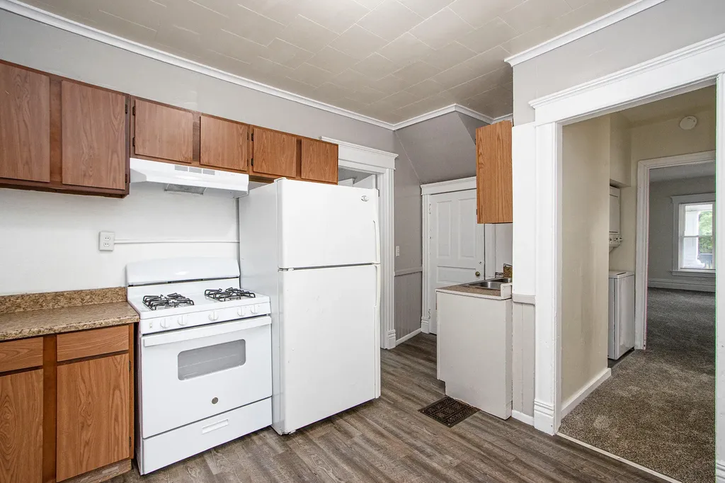 1415 Sherwood Avenue Kalamazoo City MI 49048