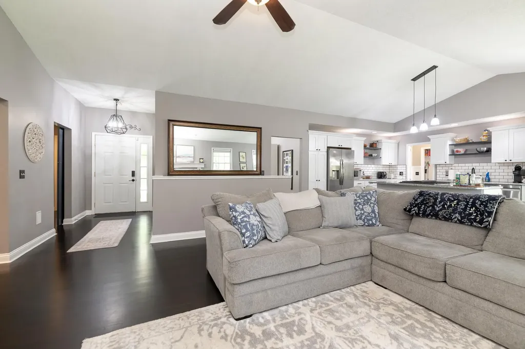 37 Summerset Drive Oshtemo Charter Township MI 49009