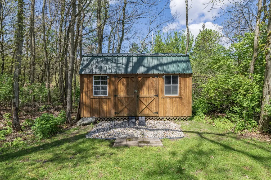37 Summerset Drive Oshtemo Charter Township MI 49009
