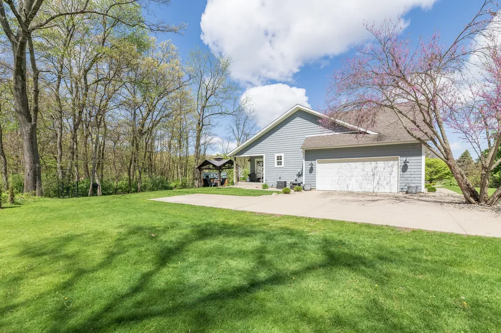 37 Summerset Drive Oshtemo Charter Township MI 49009