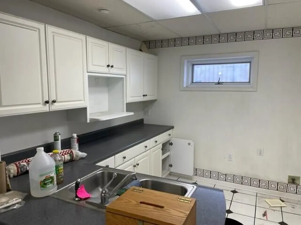 1126 E Napier Avenue Benton Charter Township MI 49022