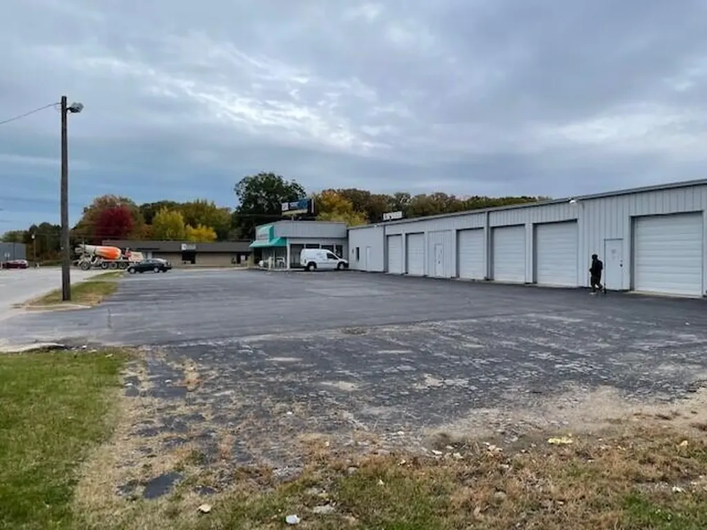 1126 E Napier Avenue Benton Charter Township MI 49022