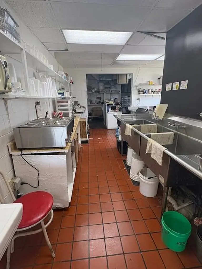 916 North Avenue Pennfield Charter Township MI 49017