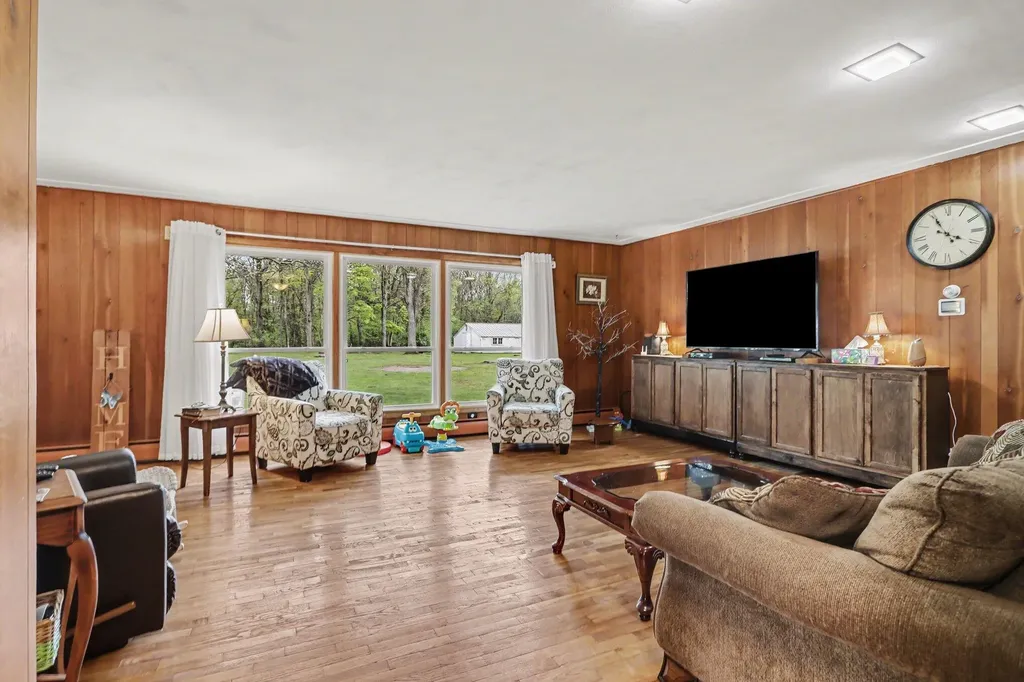 8690 E Main Street Comstock Charter Township MI 49053
