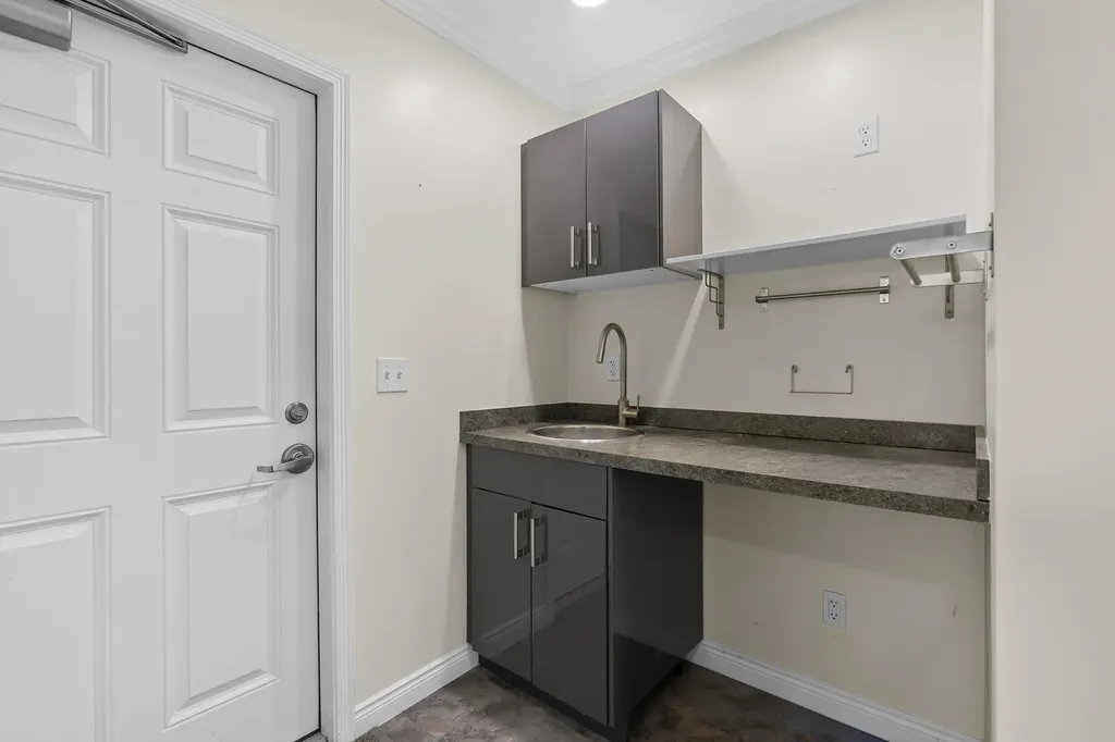 4672 Beckley Road Battle Creek City MI 49015