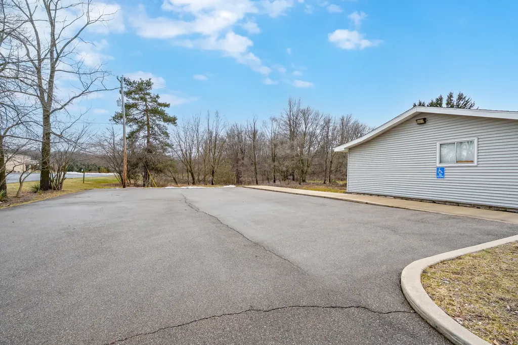 4672 Beckley Road Battle Creek City MI 49015