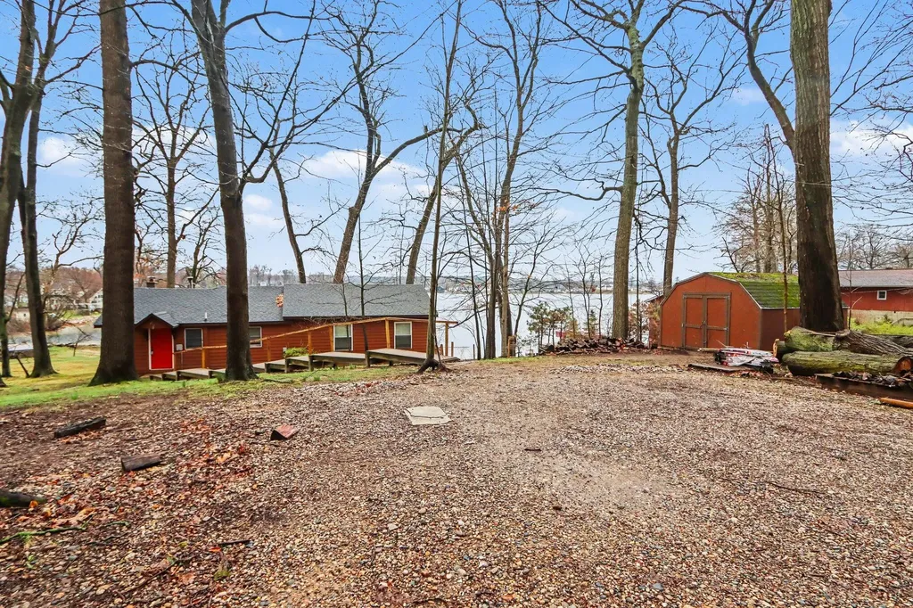 12015 Oakridge Road Prairieville Township MI 49080