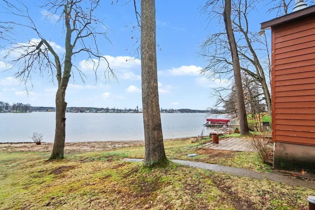 12015 Oakridge Road Prairieville Township MI 49080