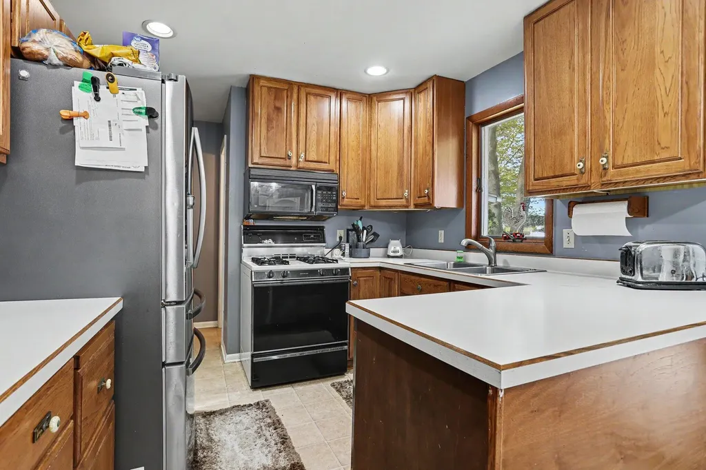 514 W Melody Avenue Portage City MI 49024