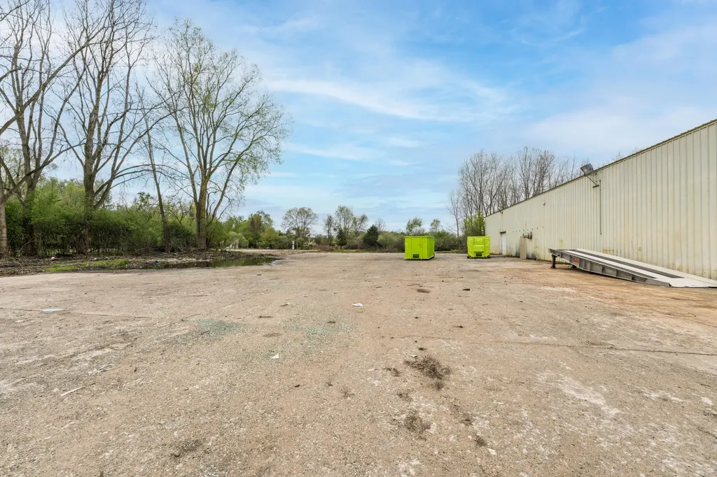 101 Bishop Springfield City MI 49037