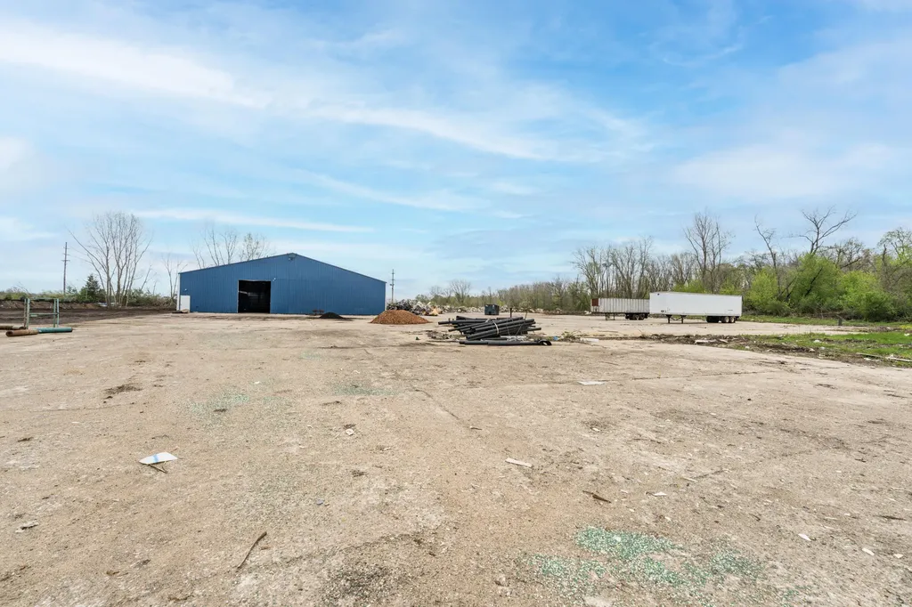 101 Bishop Springfield City MI 49037