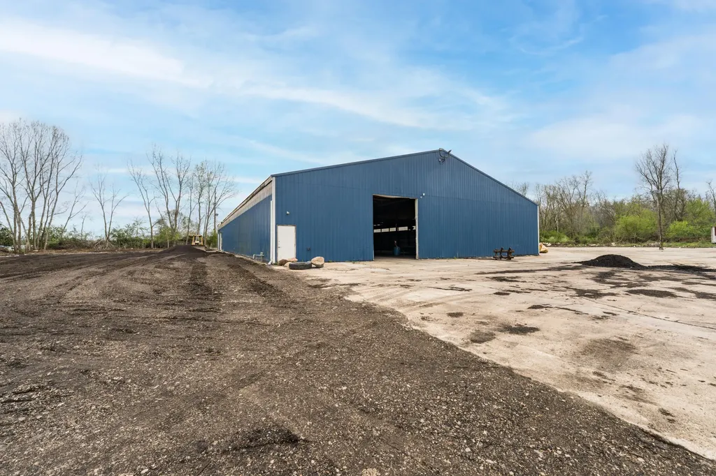 101 Bishop Springfield City MI 49037