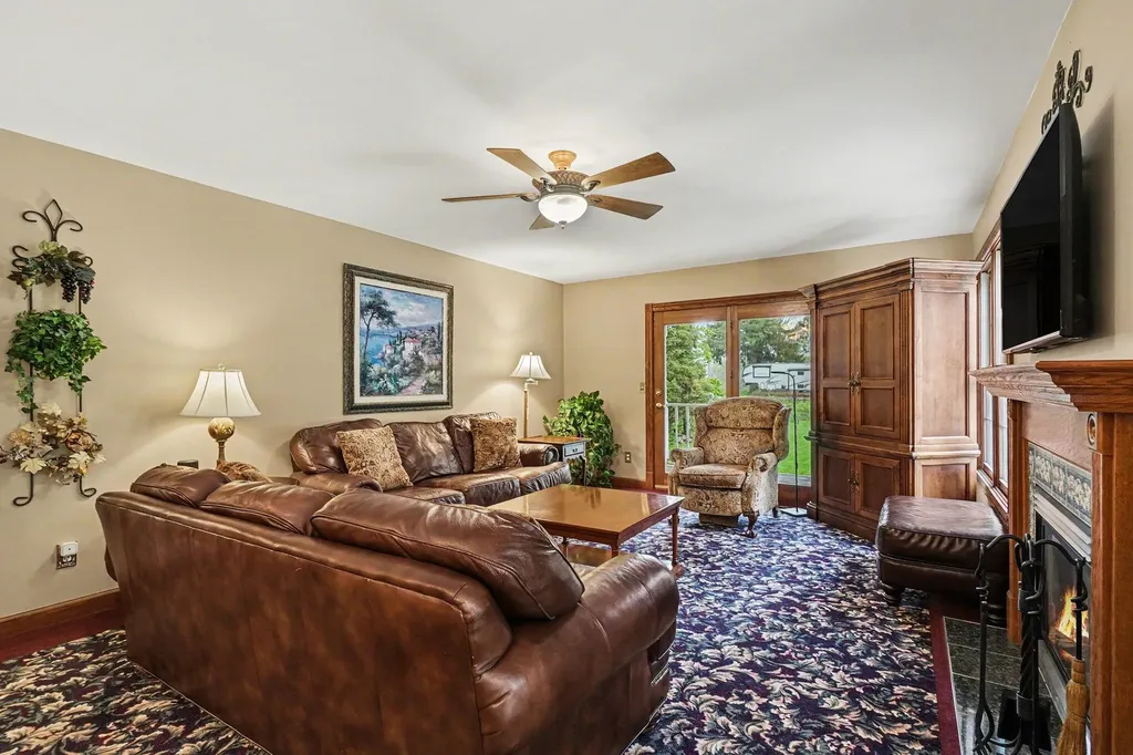 4961 Beechwood Drive Hope Township MI 49046