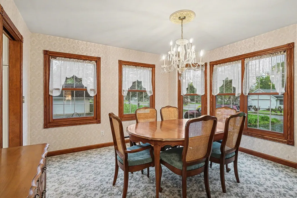 4961 Beechwood Drive Hope Township MI 49046