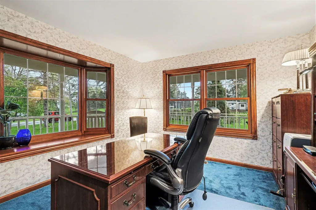 4961 Beechwood Drive Hope Township MI 49046