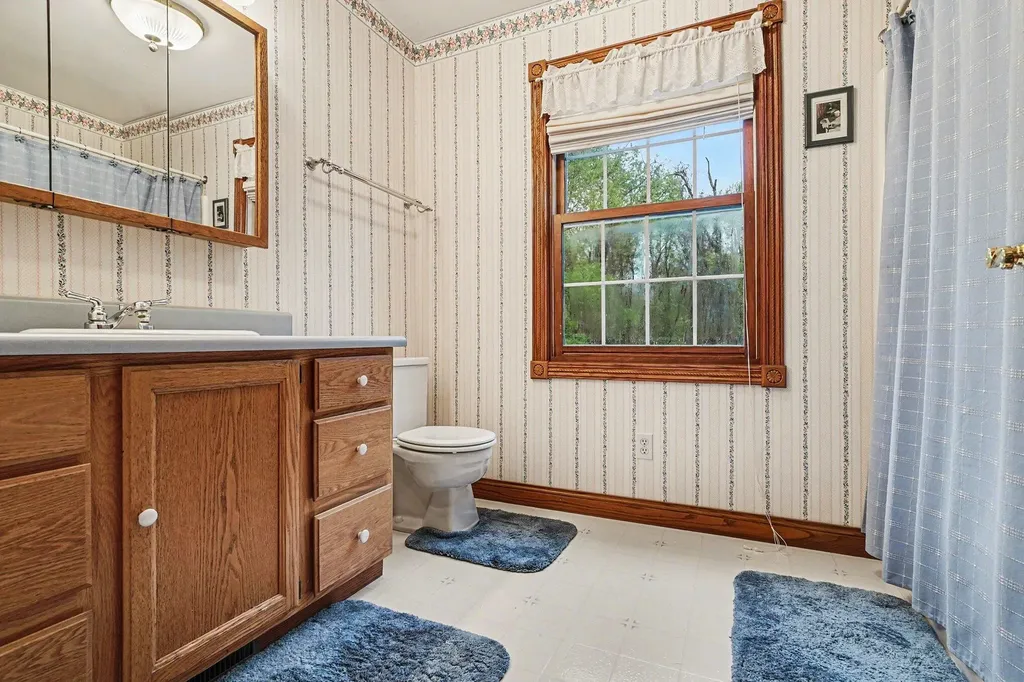 4961 Beechwood Drive Hope Township MI 49046