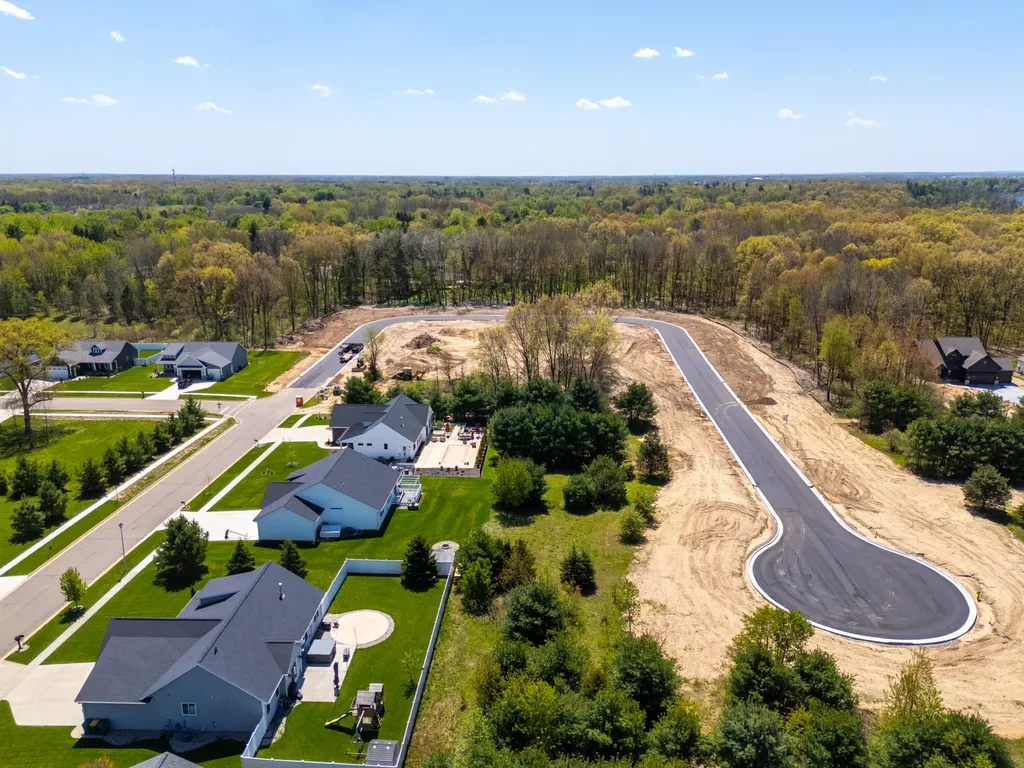 9941 Honey Creek Trail Portage City MI 49024
