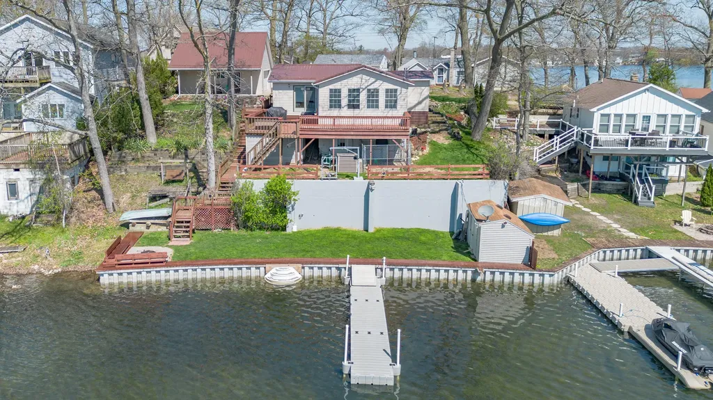 11915 Lakeway Street Prairieville Township MI 49080