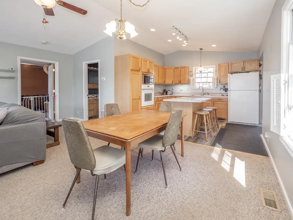11915 Lakeway Street Prairieville Township MI 49080