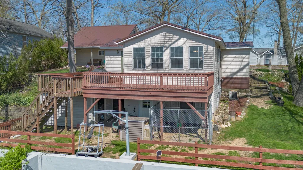 11915 Lakeway Street Prairieville Township MI 49080