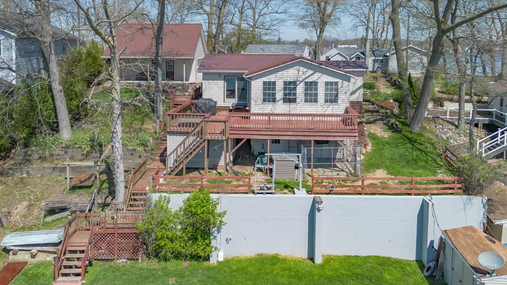 11915 Lakeway Street Prairieville Township MI 49080