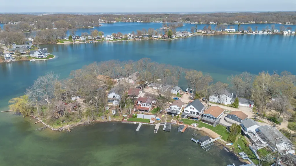 11915 Lakeway Street Prairieville Township MI 49080